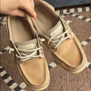 SPERRYS TOPSIDERS